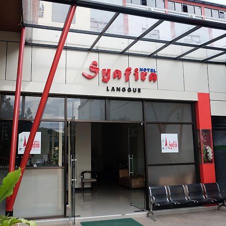 Syafira Hotel Langgur Eksteriør bilde